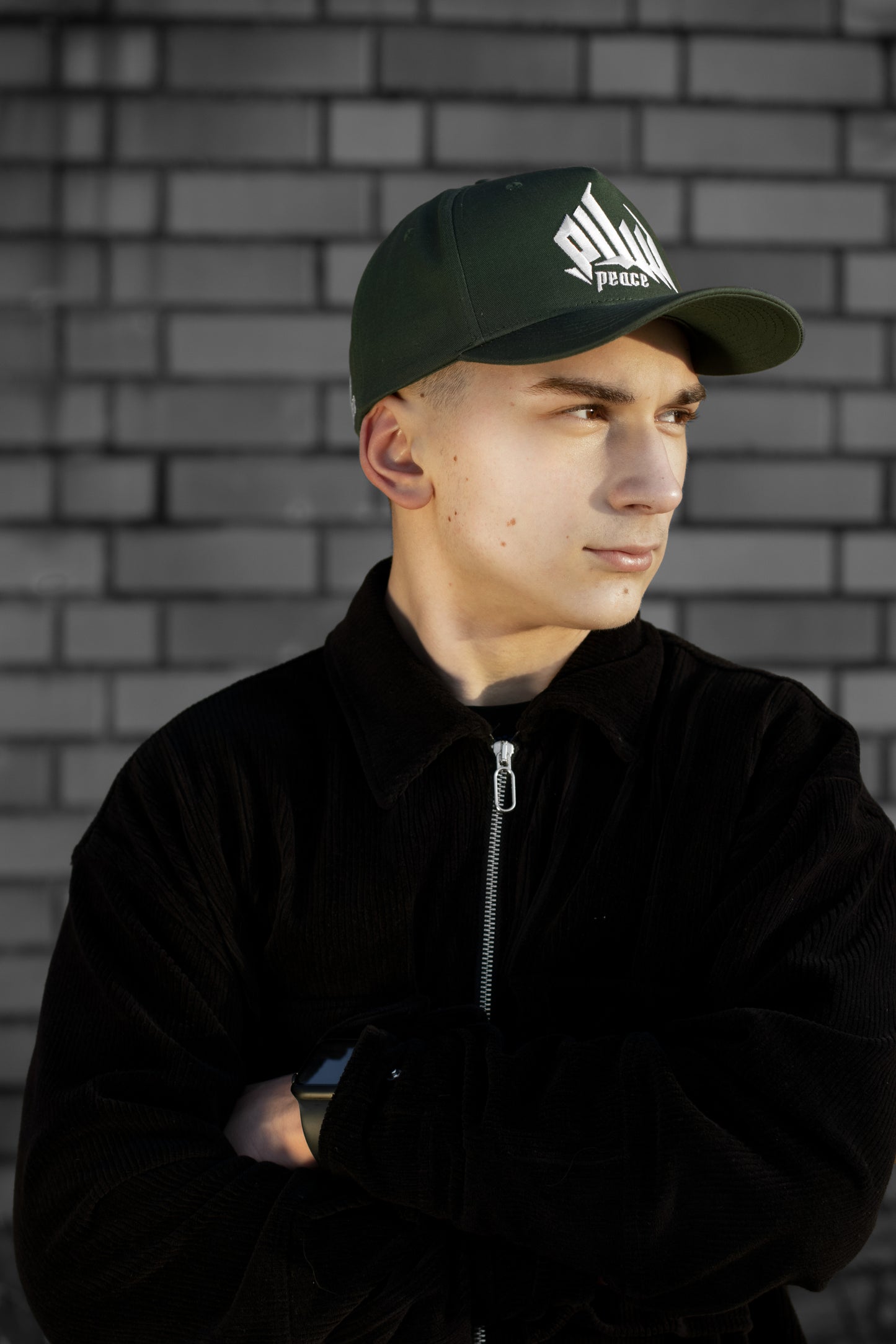 Embroidered Palestinian cap with ‘Peace & Freedom for Palestine’ text, inspired by Palestinian heritage and cultural resilience. Stylish and meaningful headwear for solidarity and justice