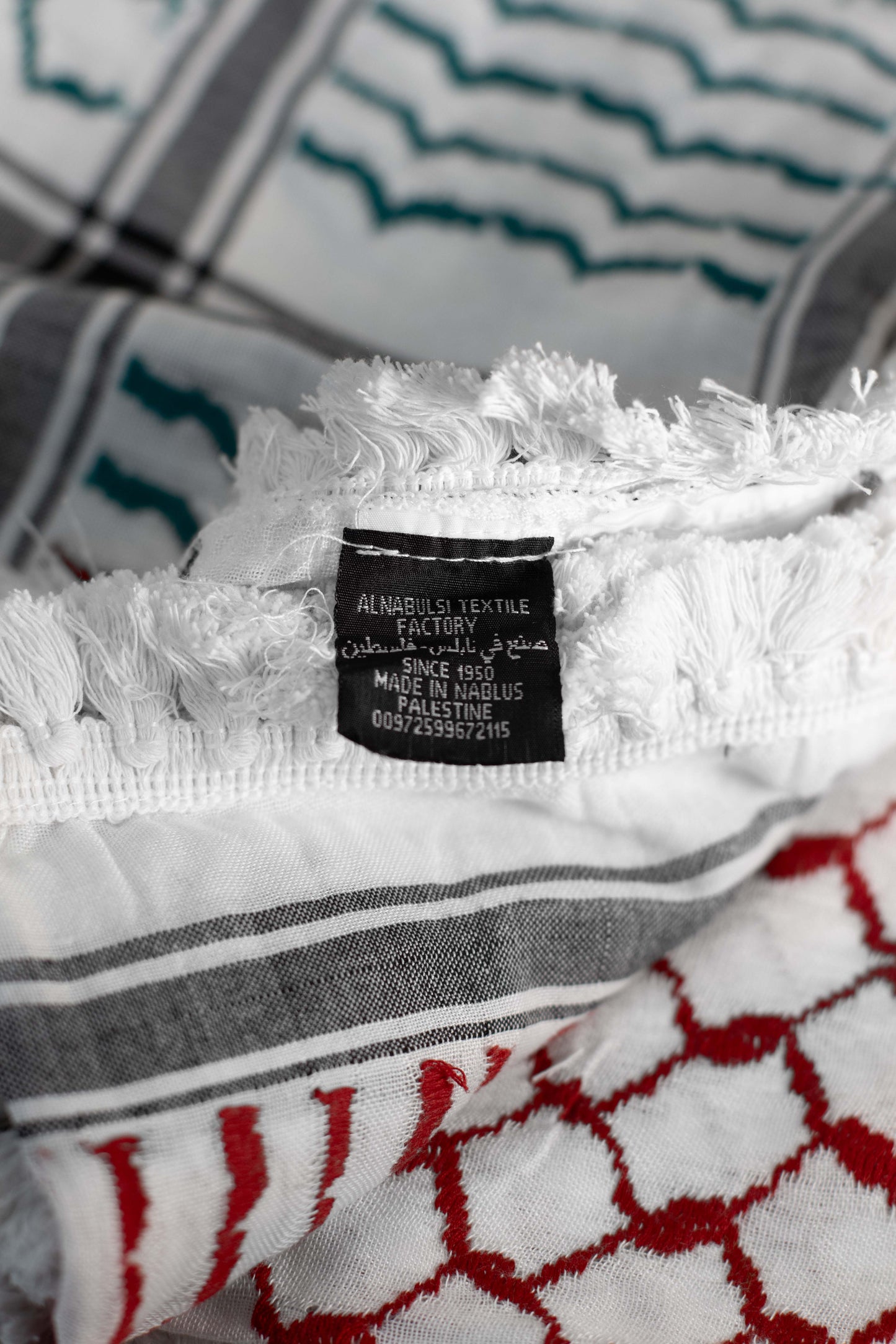 Palestinian kufiya, Hirbawi kufiya ,Keffiyeh Germany, Buy kufiya online ,Palestinian scarf, Buy authentic Hirbawi kufiya online Germany