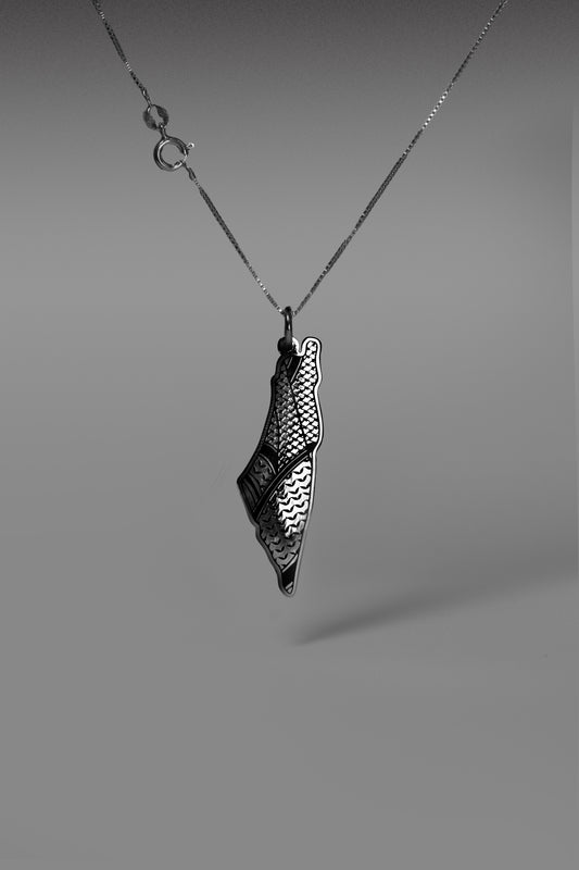 KUFIYA MAP NECKLACE