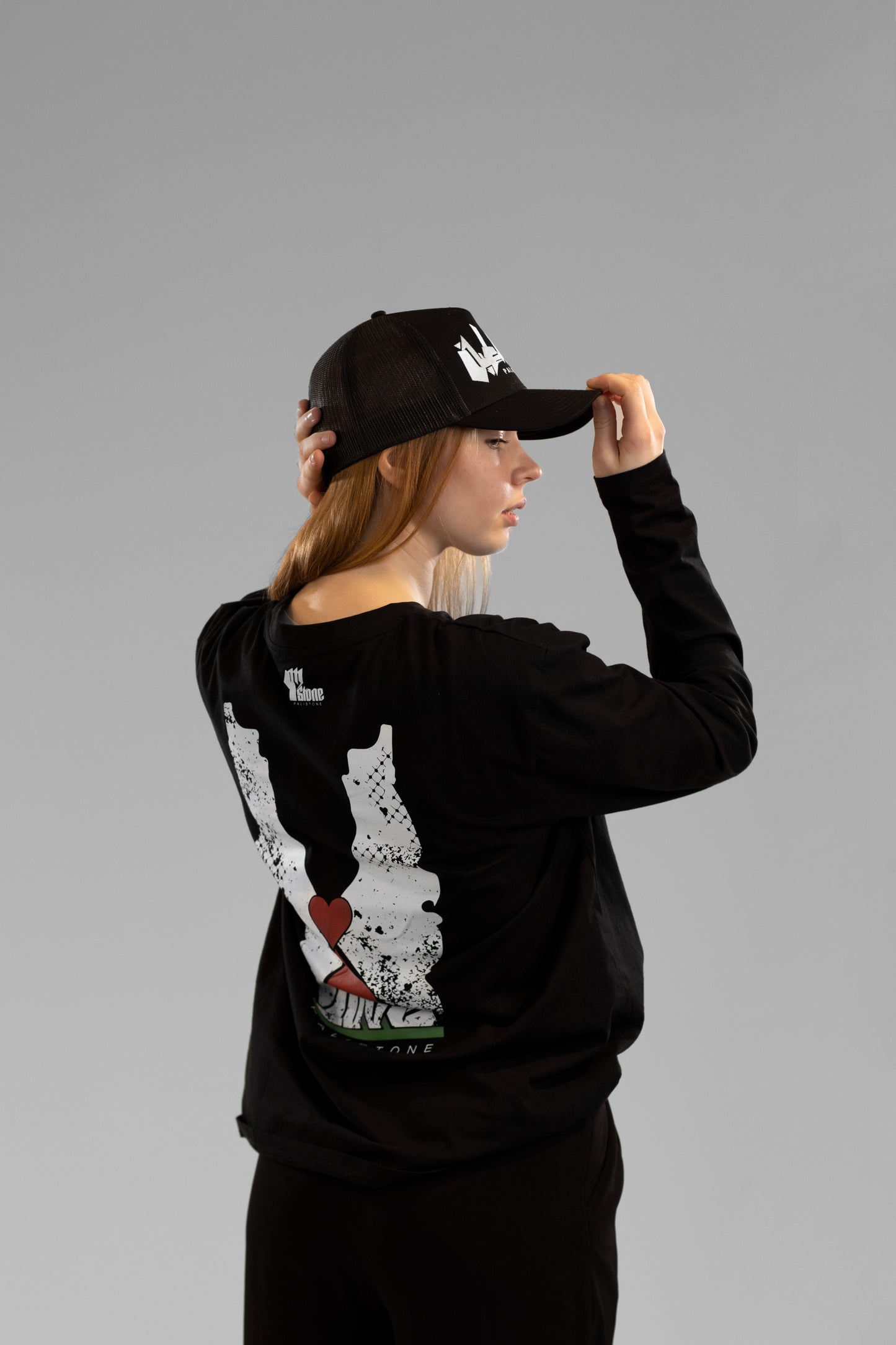 Black long-sleeve Palestine shirt, heritage and resilience butterfly art
Palestine map butterfly shirt, love and liberation, vintage design