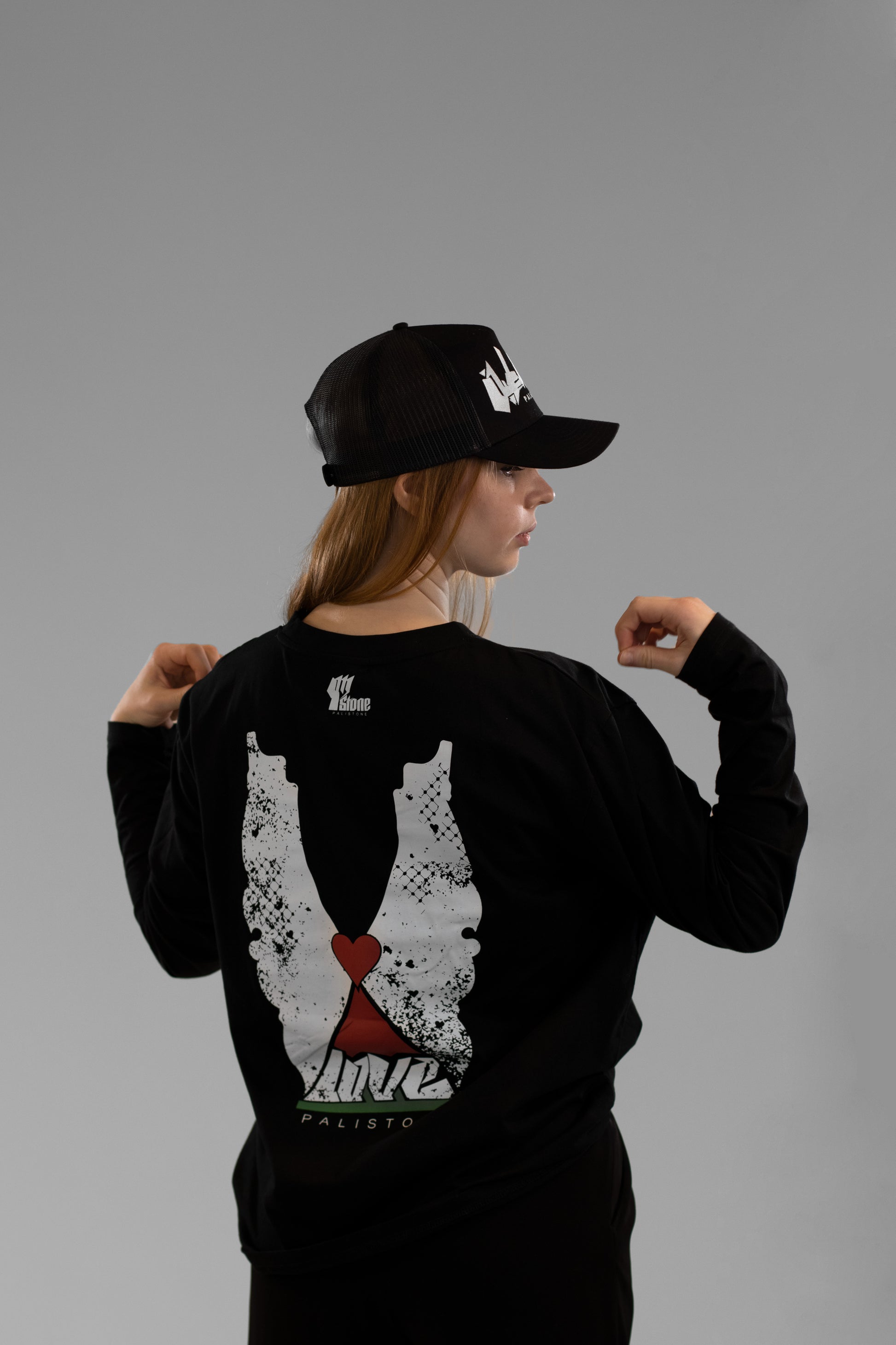 Black long-sleeve Palestine shirt, heritage and resilience butterfly art
Palestine map butterfly shirt, love and liberation, vintage design