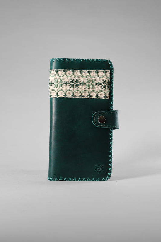 LONG CLUTCH BI-FOLD WALLET