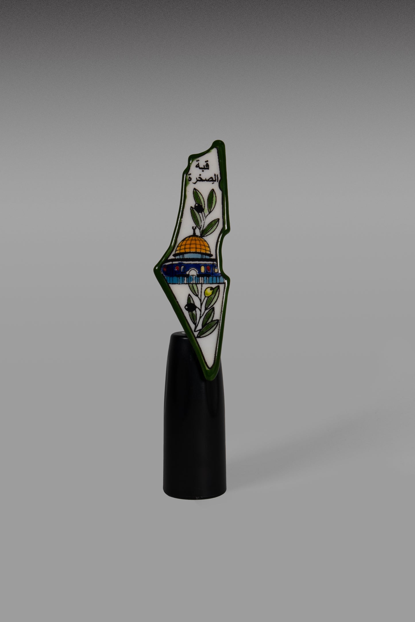GREEN DOR MAGNET