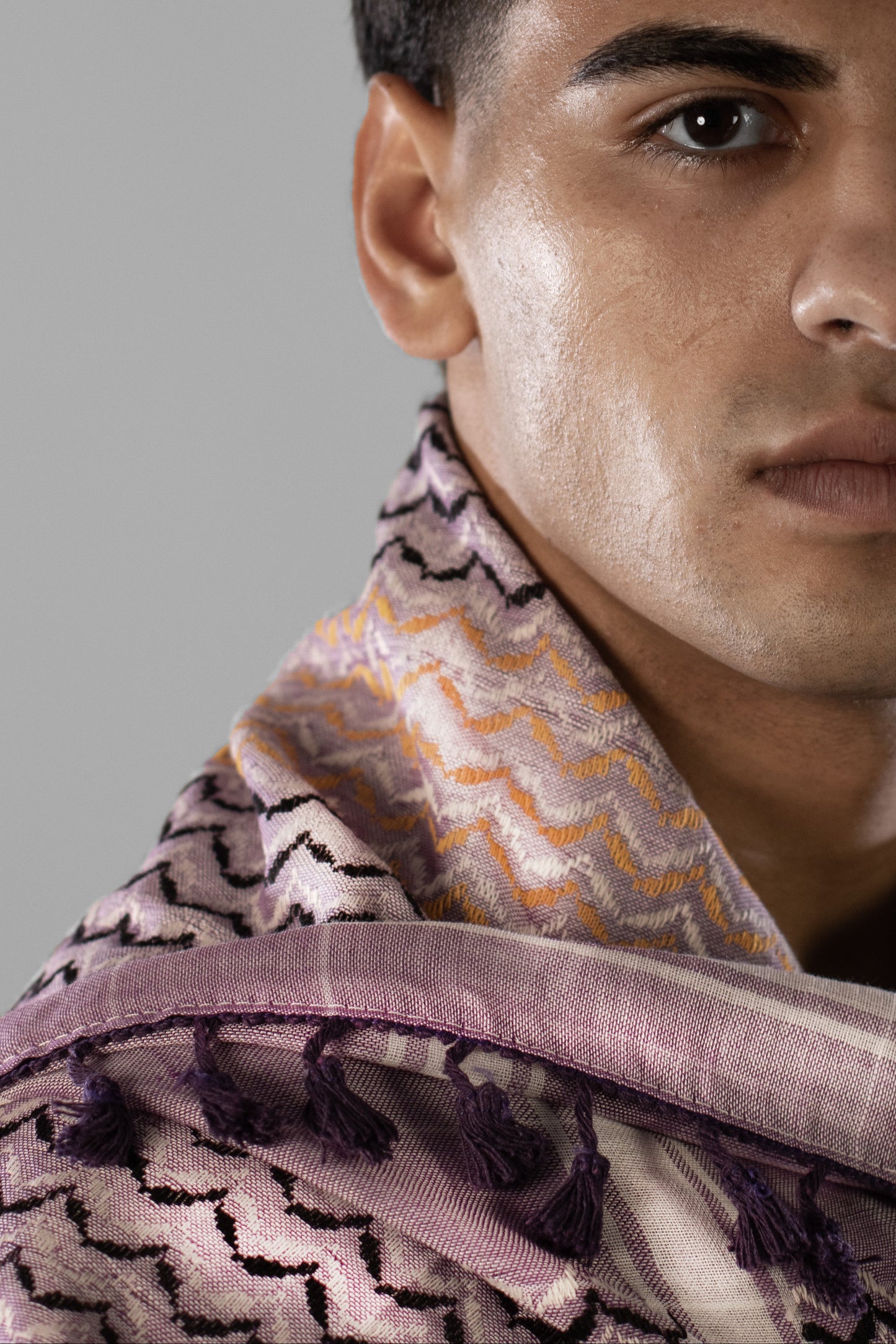 GOLDEN SPIRIT KUFIYA