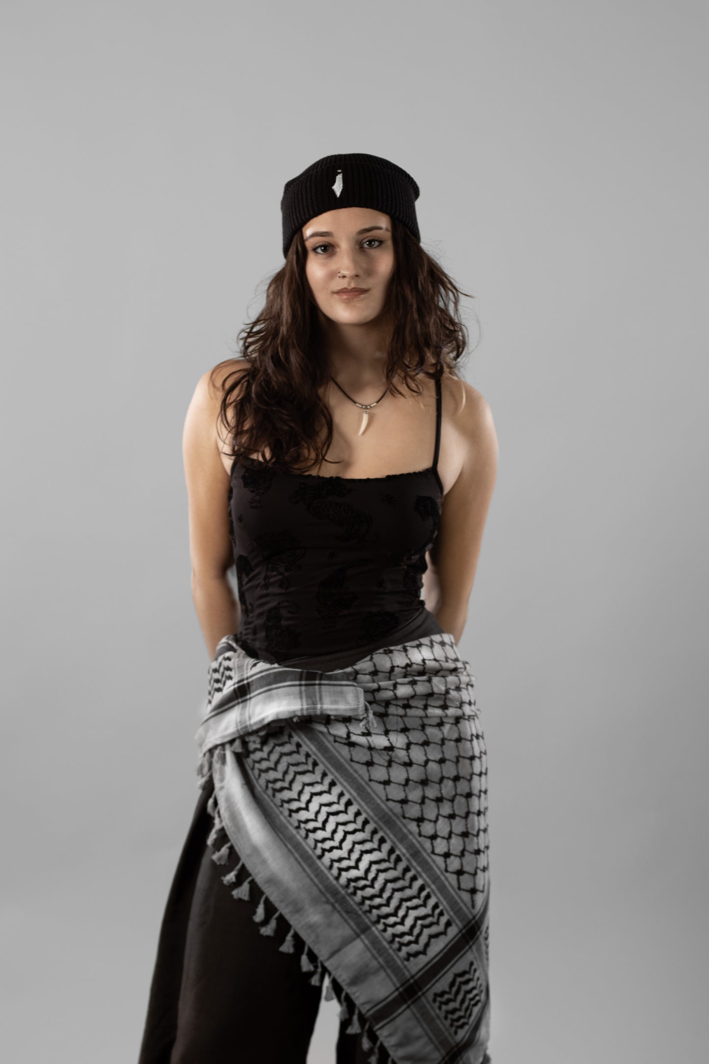 TRADITIONAL GRAY KUFIYA