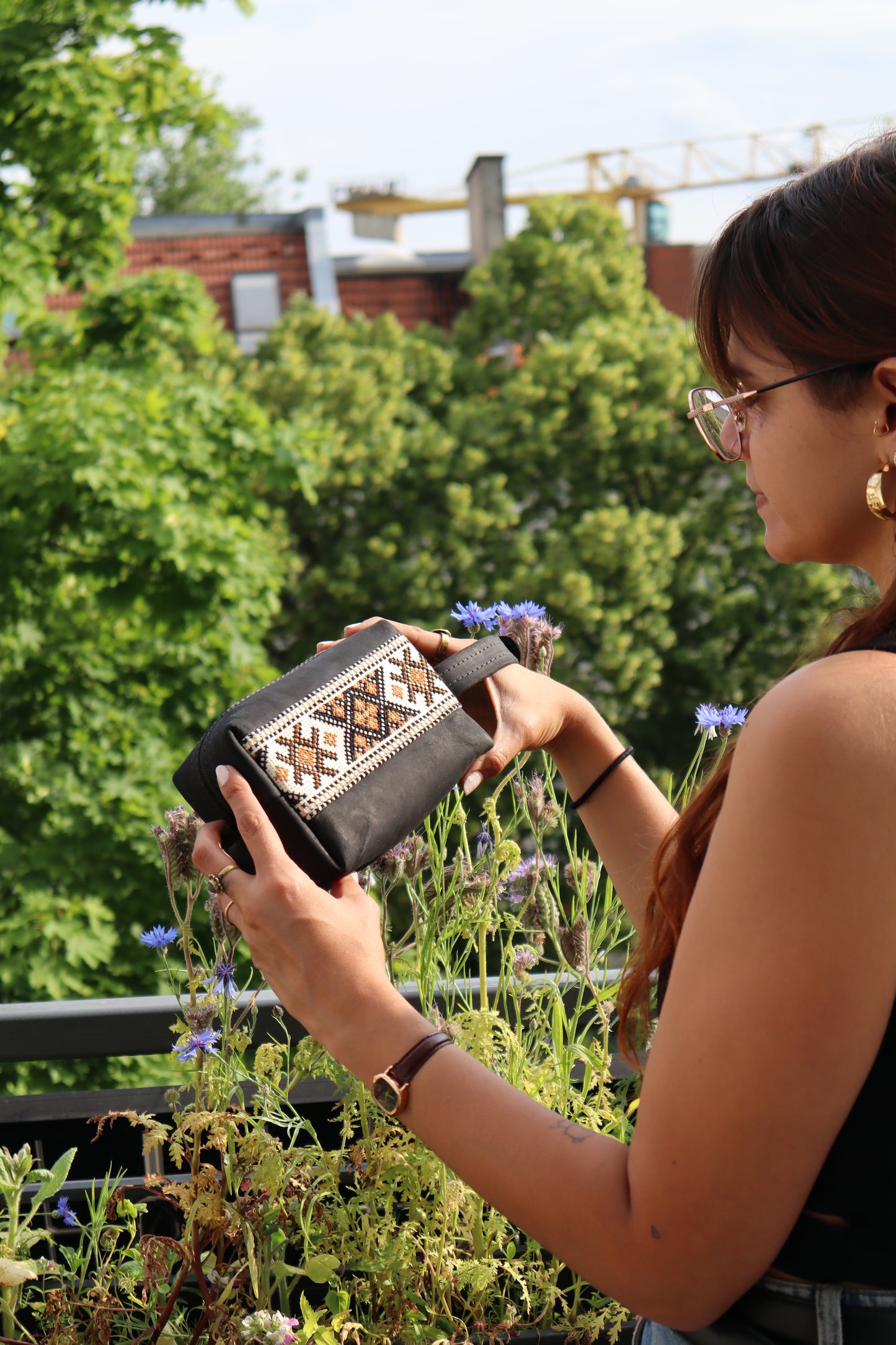CLUTCH BAG