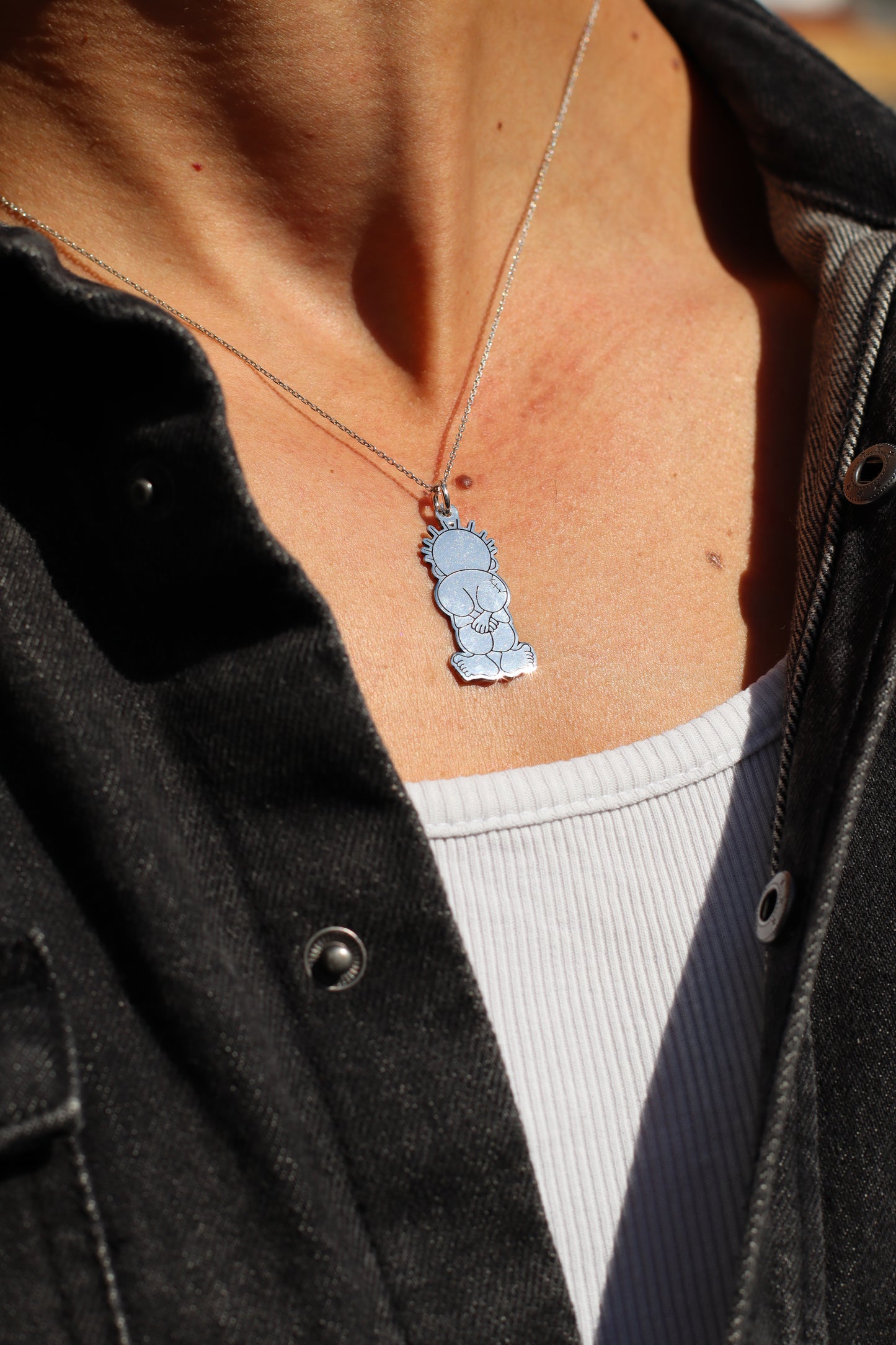 MINI HANDALA NECKLACE