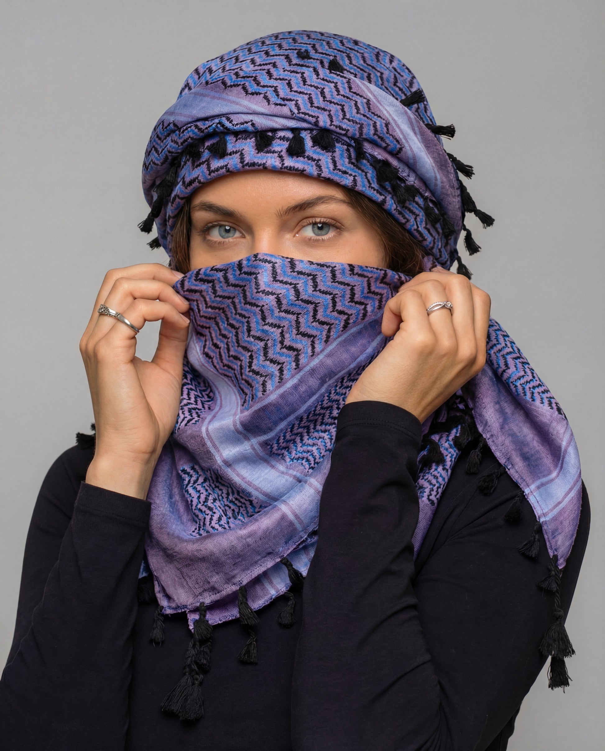 symbol of Palestinian solidarity
resistance scarf Palestine
cultural heritage clothing
support Palestinian artisans
freedom and identity scarf
traditional Middle Eastern headscarf