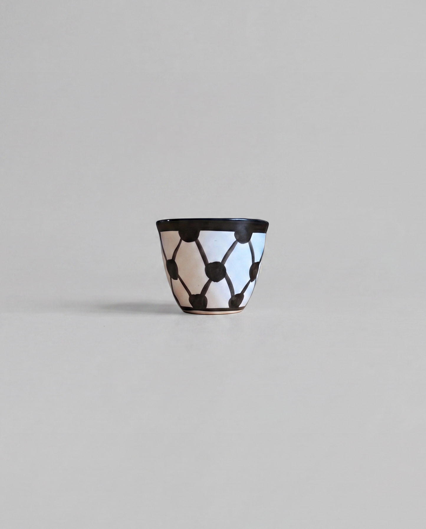 KUFIYA PATTERN CUP