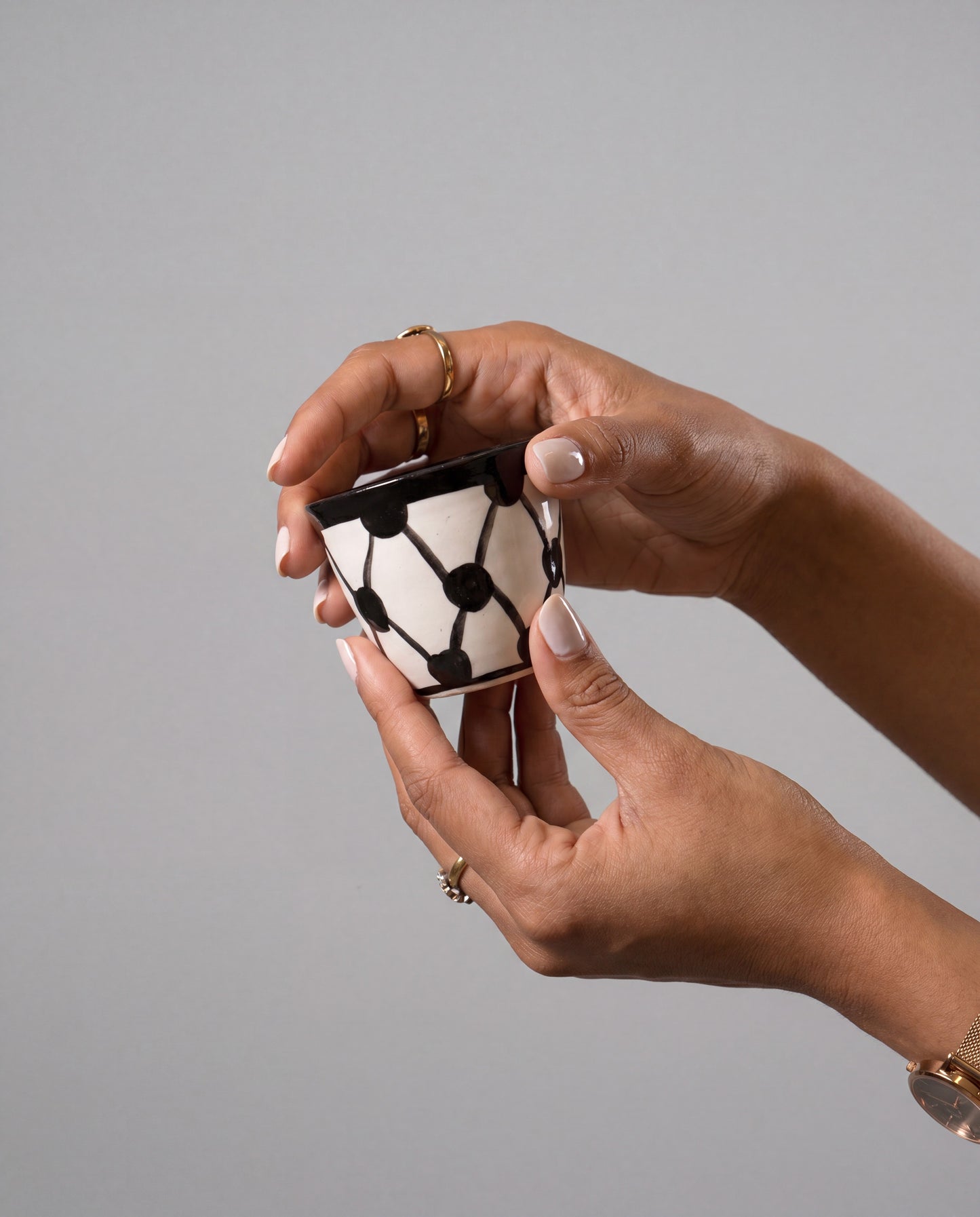 KUFIYA PATTERN CUP