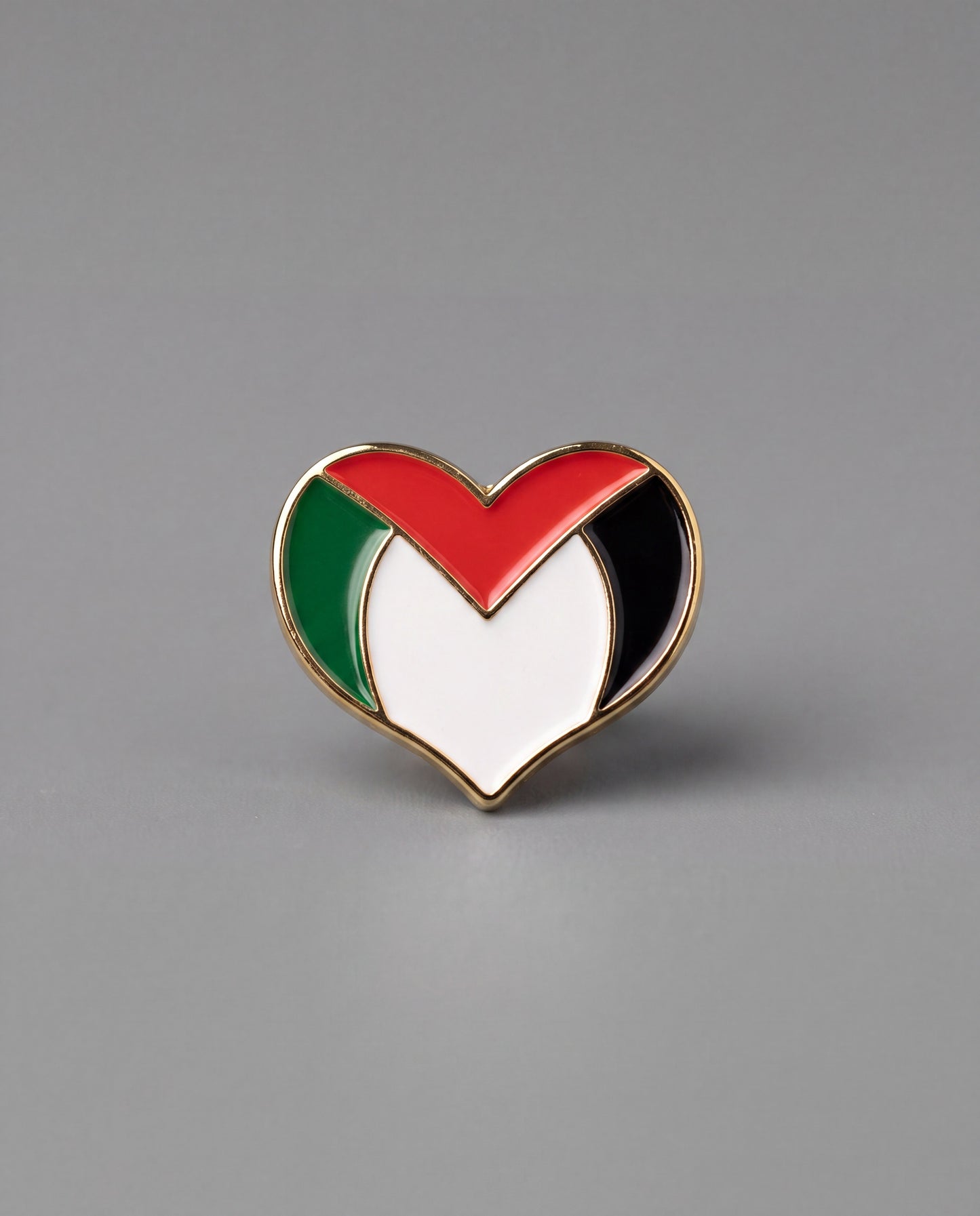 FLAG HEART PIN