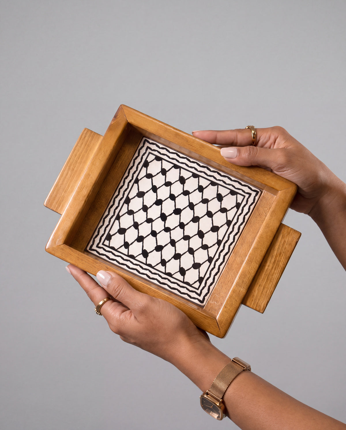 KUFIYA TRAY